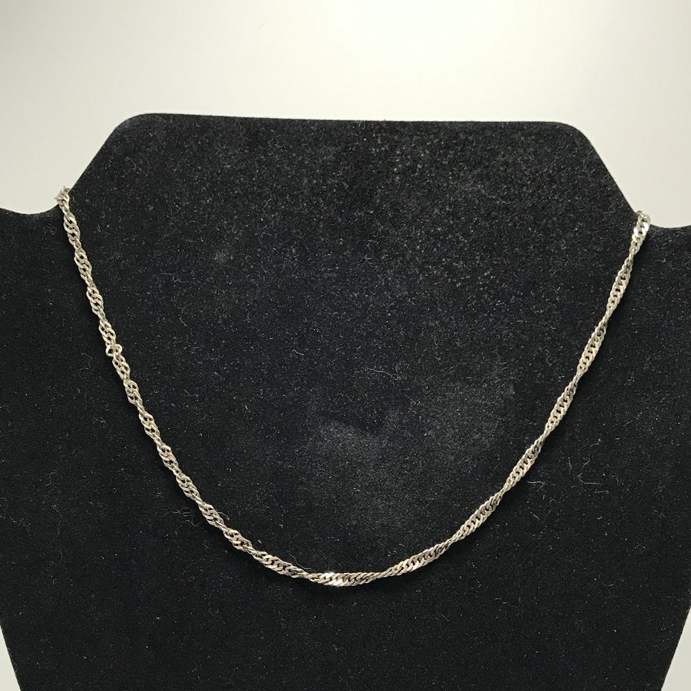 18" Sterling Silver Singapore Necklace